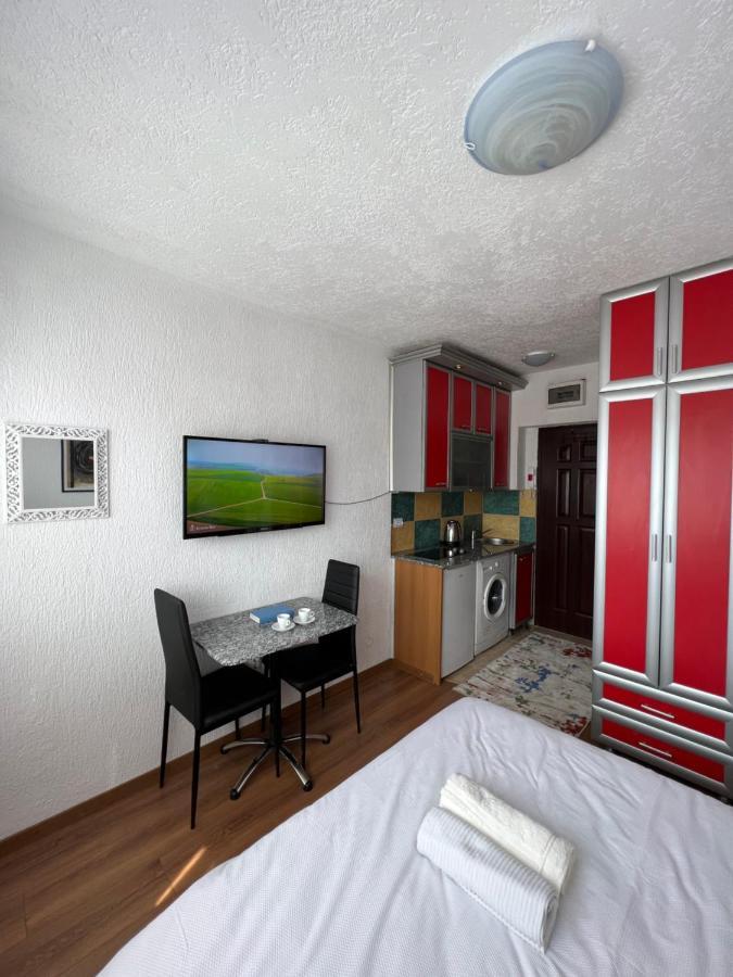 Zogu Apartments - Downtown Πρίστινα Εξωτερικό φωτογραφία
